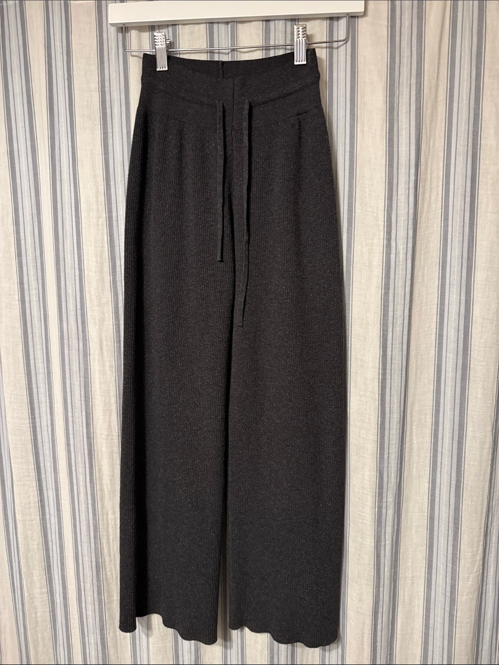 UNIQLO Ribbed Knit Wideleg Pants